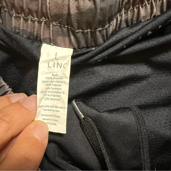 Men's Camo Athletic Shorts - Picture 4 of 4